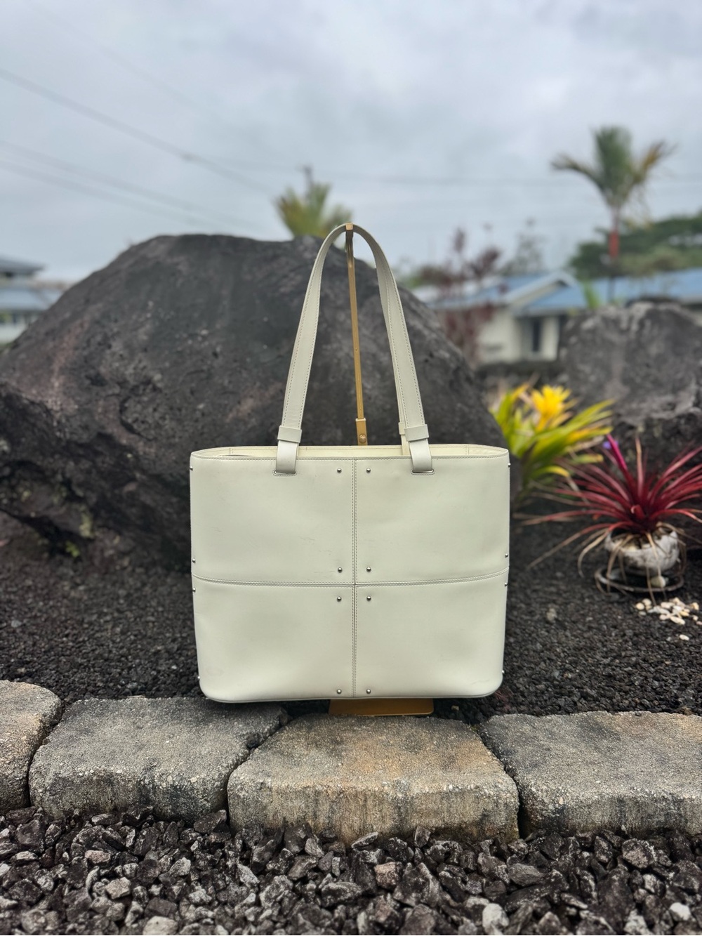 TOD’S Vintage White Leather Studded Tote Shoulder Bag Made in Italy